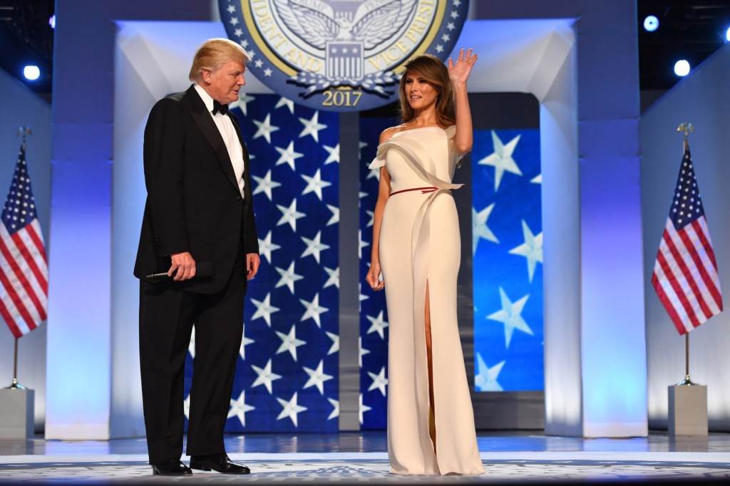 PRVI PLES Haljina za bal u kojoj je Malania Trump sve redom prešišala