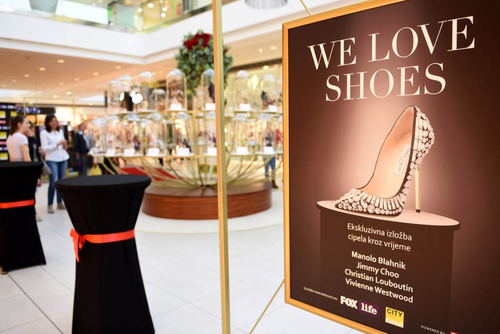 Naše poznate dame vole cipele s potpisom