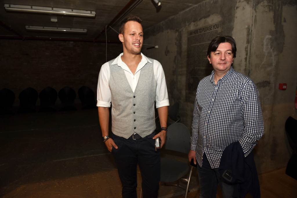 Severina vrištala u Laubi, Igor je zaljubljeno pratio