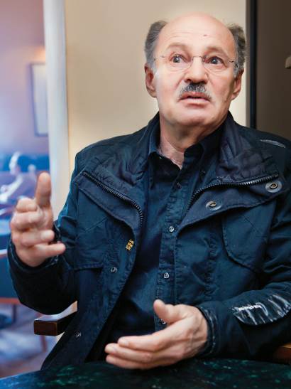 SOLARIA: Neobican kišobran s LED svjetlom