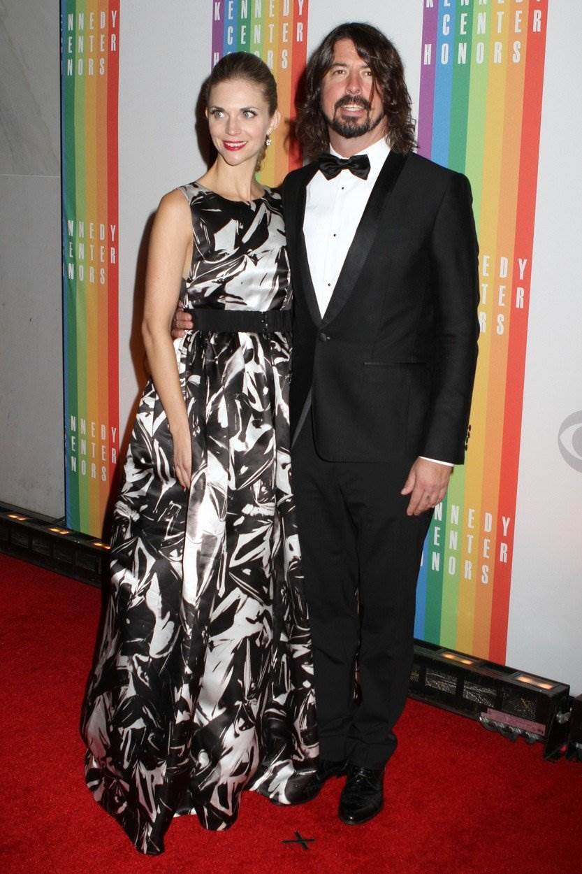 IMA LI SMISLA I POTENCIJALA TAJ METAVERSUM: Znate li što je to uopce?