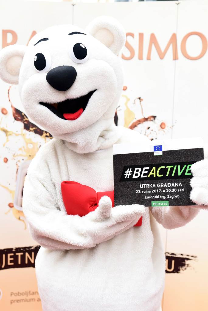 PROCURILE SU PRVE SLIKE UŽIVO: Nova rucna konzola PlayStation