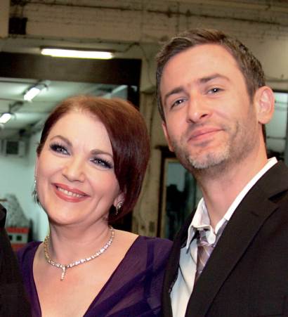 PO PRVI PUT: Unutrašnjost Magica V2 otkrivena svijetu