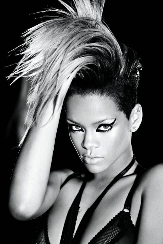 Trend: Rihanna fura dark gusarski look