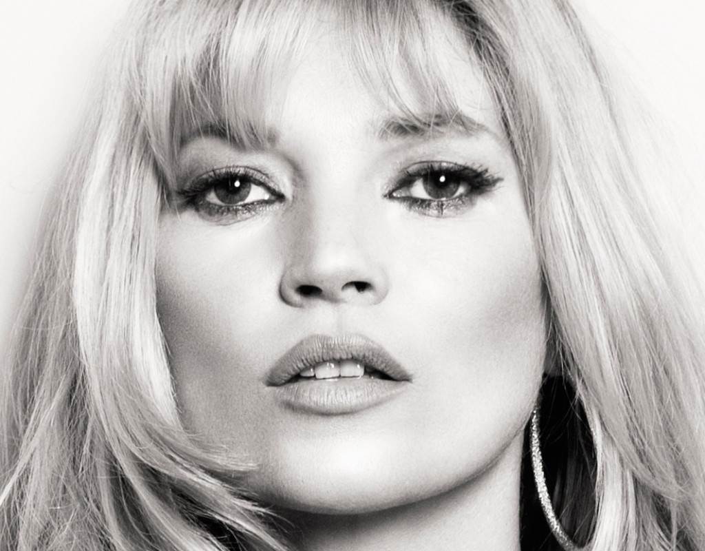 Kate Moss prakticira umivanje zaleđenom vodom