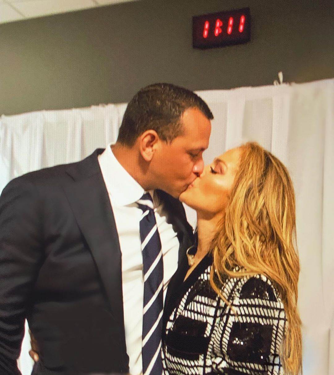 Jennifer Lopez u suzama pobjegla s vlastitog vjenčanja