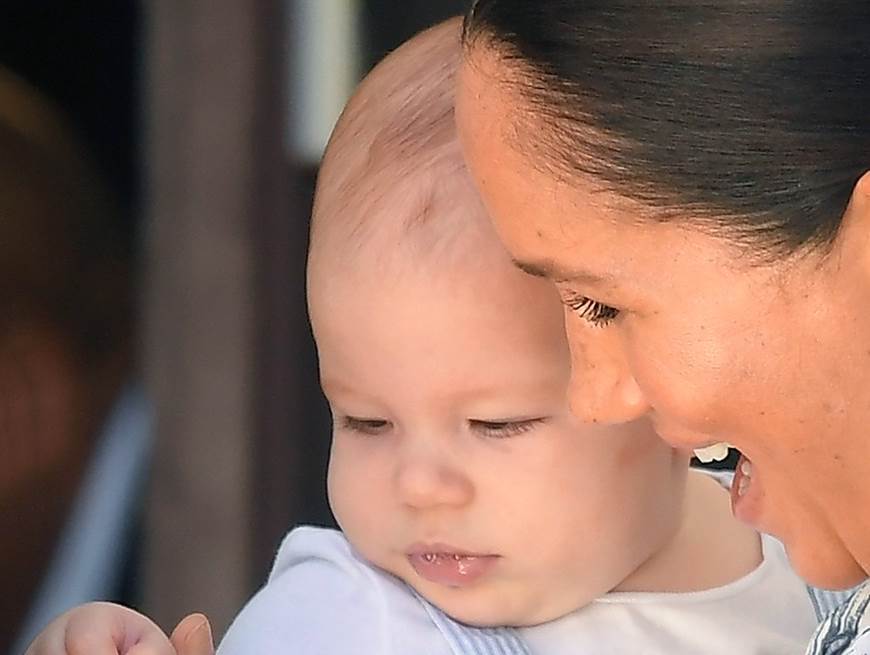 Kate preklinje Harryja da dopusti njenoj djeci da se druže s Archijem