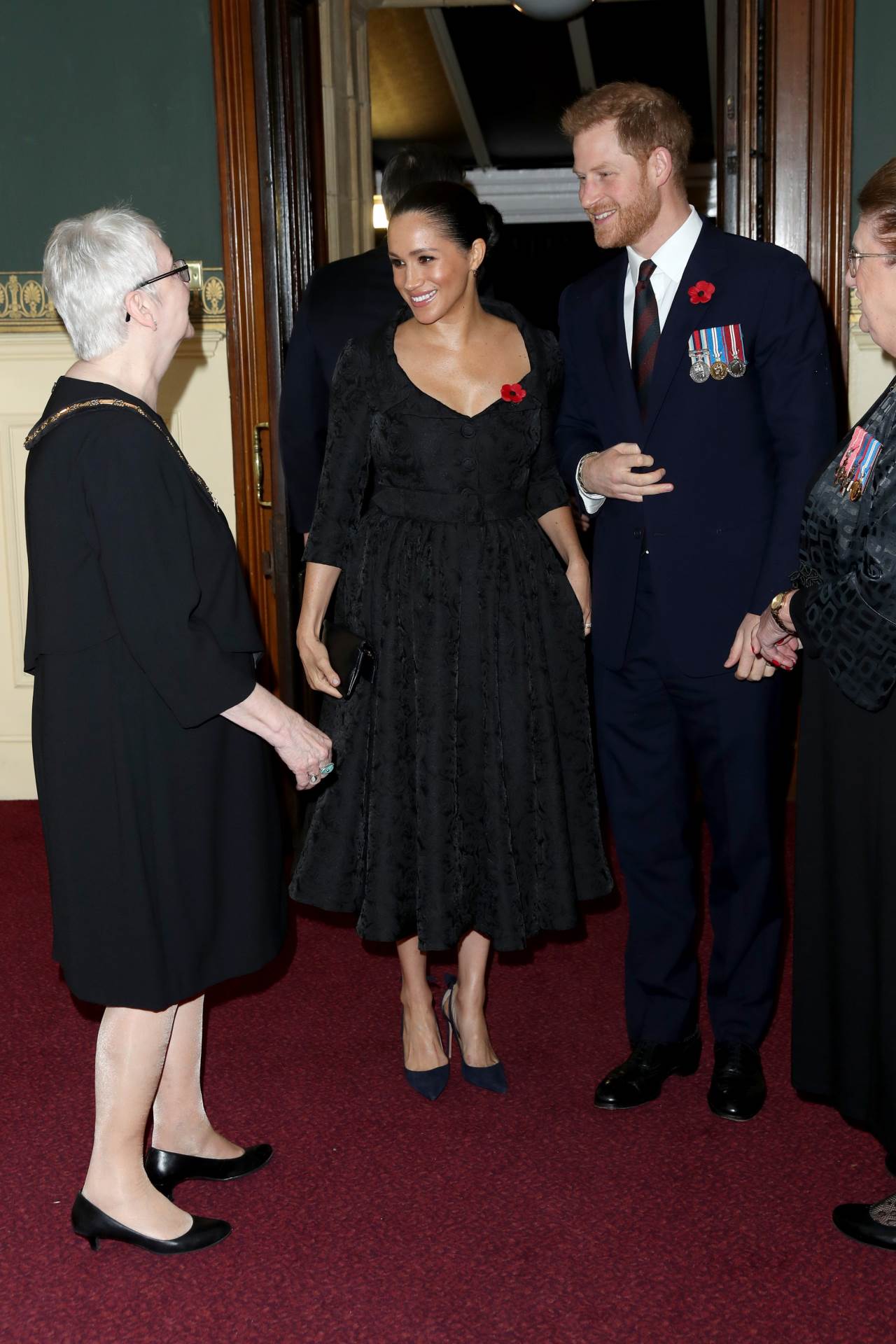 Meghan Markle zasjenila Kate i potaknula glasine o novoj trudnoći
