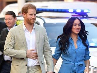 HARRY ODLAZI TERAPEUTU S Meghan prvi put u javnosti nakon Megxita