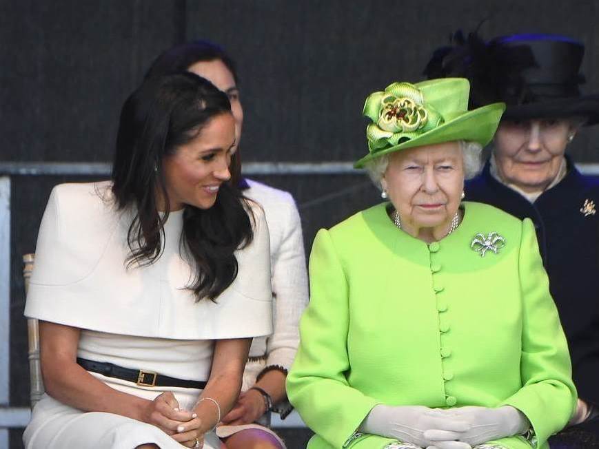 Kraljica se oglasila o razvodu Meghan i Harryja