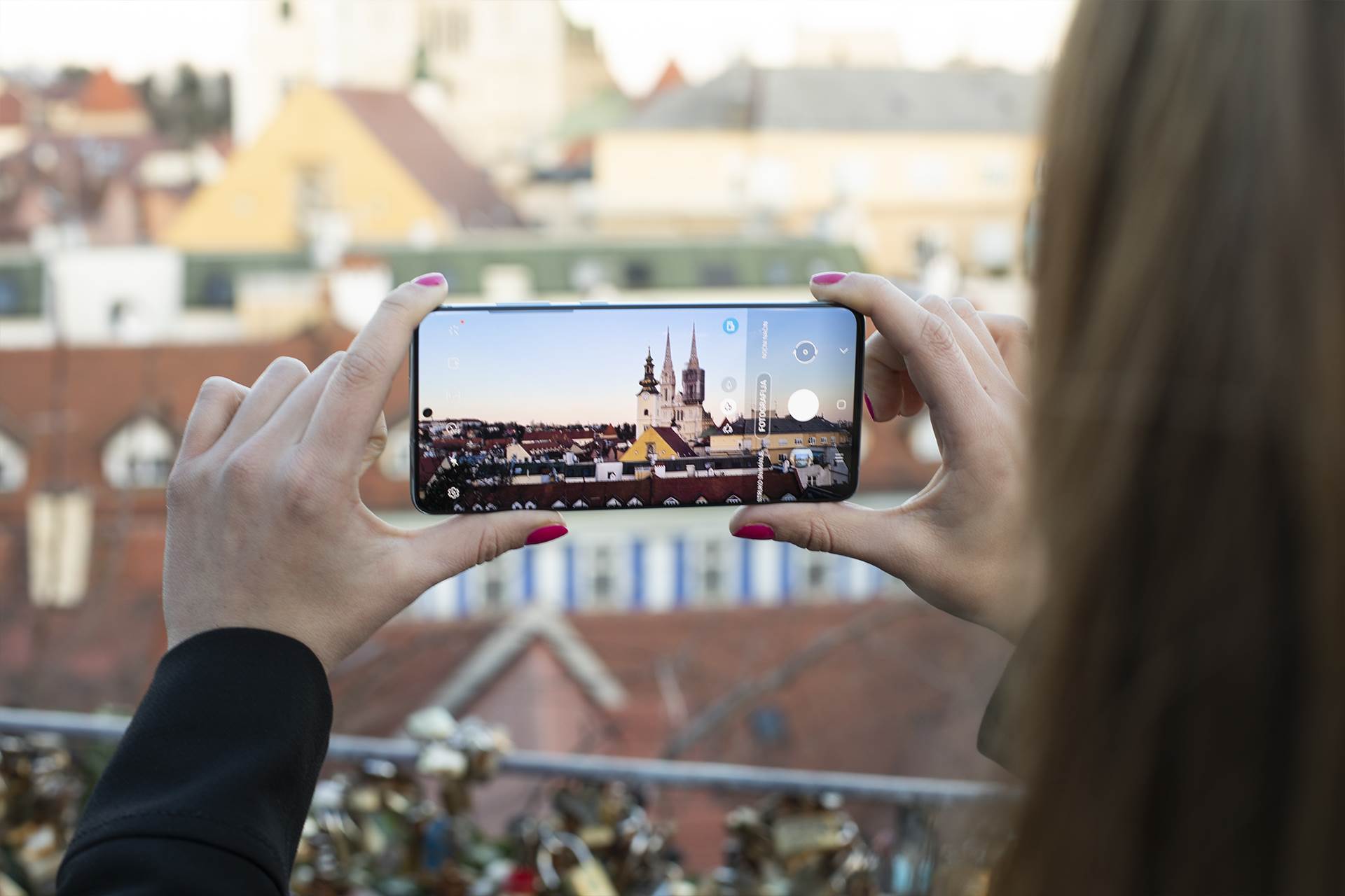 Zakoračite u novo desetljeće sa Samsung Galaxy S20 uređajima