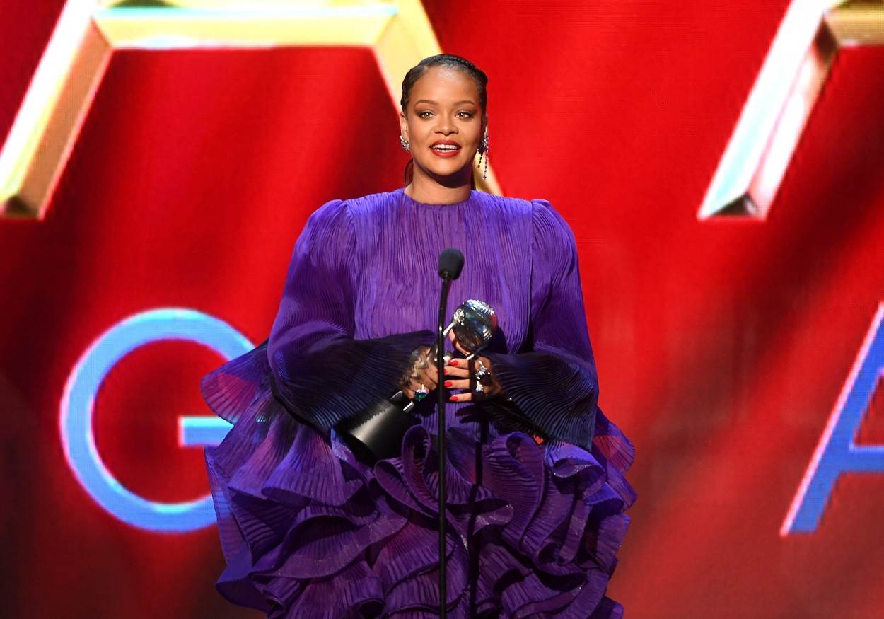 Rihanna progovorila o trudnoći