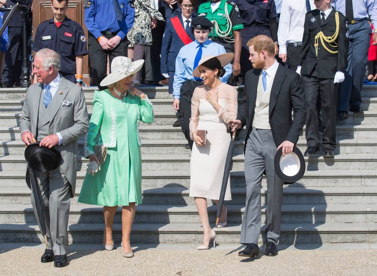 VIDJELA IH KAKO SE LJUBE Meghan optužila Camillu da vara Charlesa