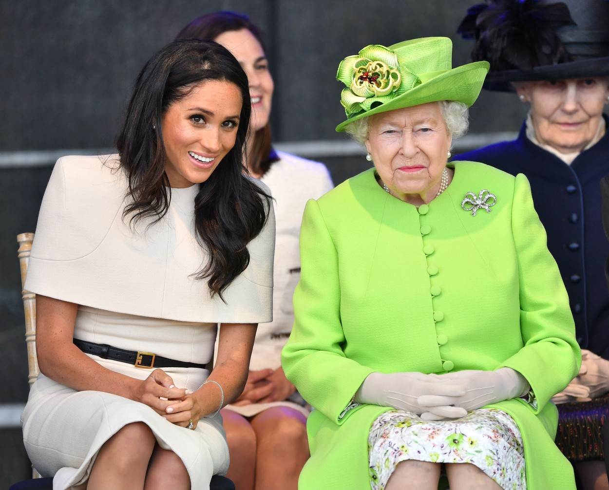 Kraljica poručila Meghan: 'Nisi dio obitelji'