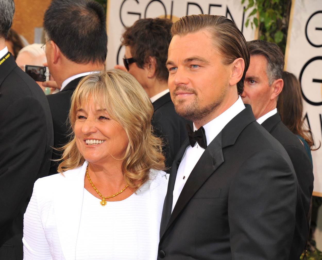 GODINAMA STRAHUJE Leonardo Di Caprio se skriva od majke