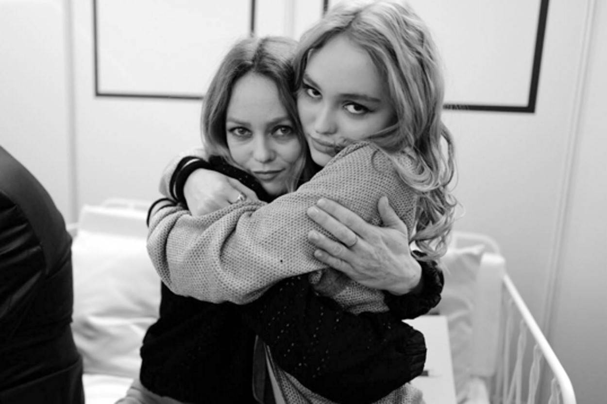 Vanessa Paradise i Lily-Rose Depp