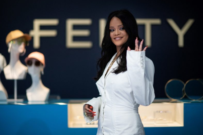 Rihanna postala milijarderka