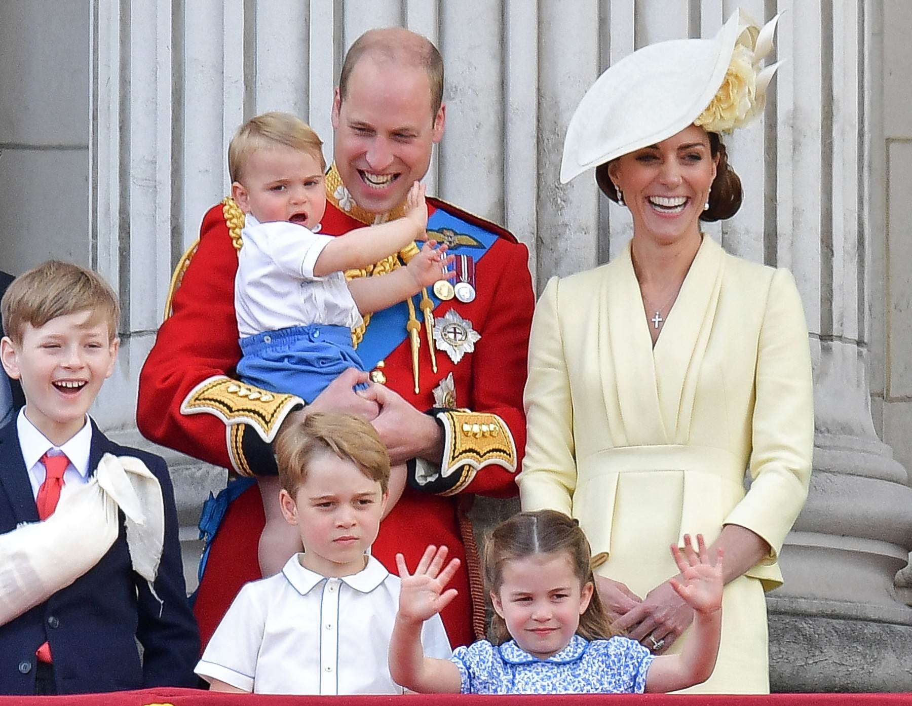 PRINCEZA CHARLOTTE SLAVI 6. ROĐENDAN Novi portret oduševio je javnost