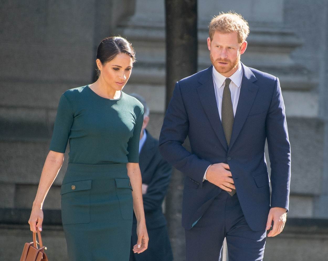 Meghan preklinjala Harryja da ju ne ostavlja s djecom