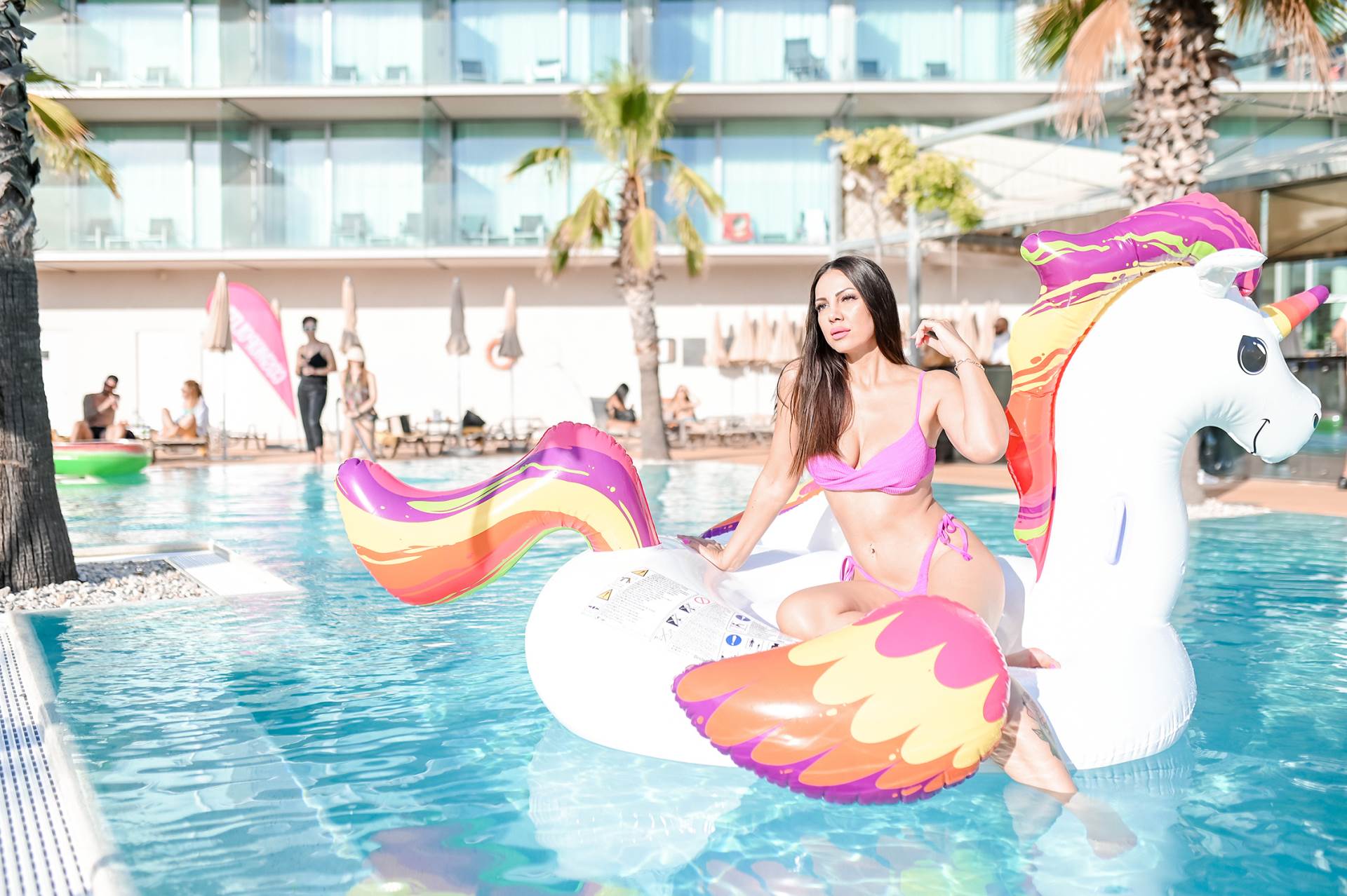 Znate li što je 'Candy Pop'? Učite od modnih znalaca na Cosmo Pool Partyju