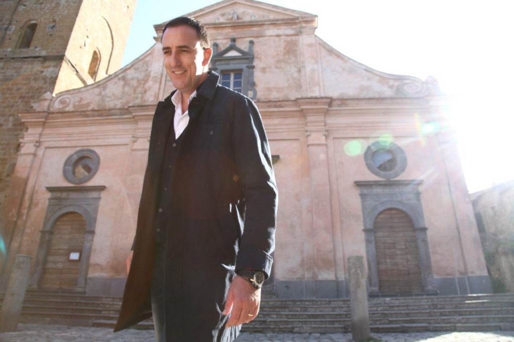 Sergej Četković novom pjesmom najavio koncert u Lisinskom
