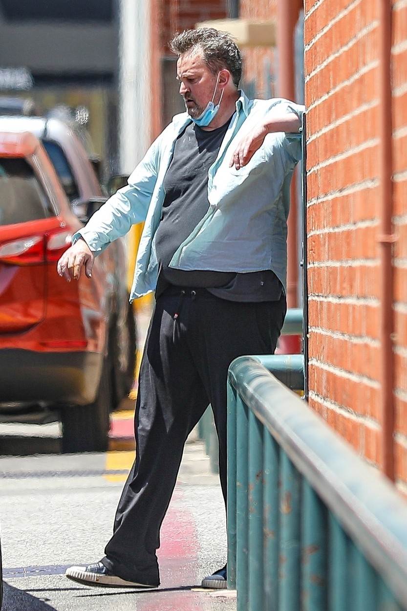 Matthew Perry izgledao je kao skitnica
