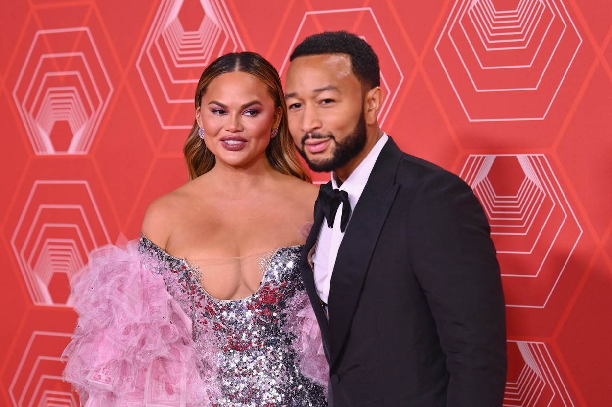 chrissy teigen john legend