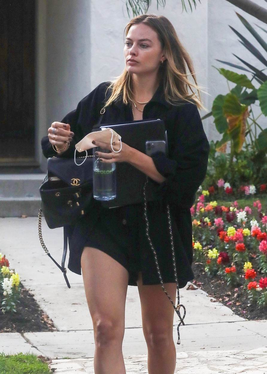 Margot Robbie bez šminke