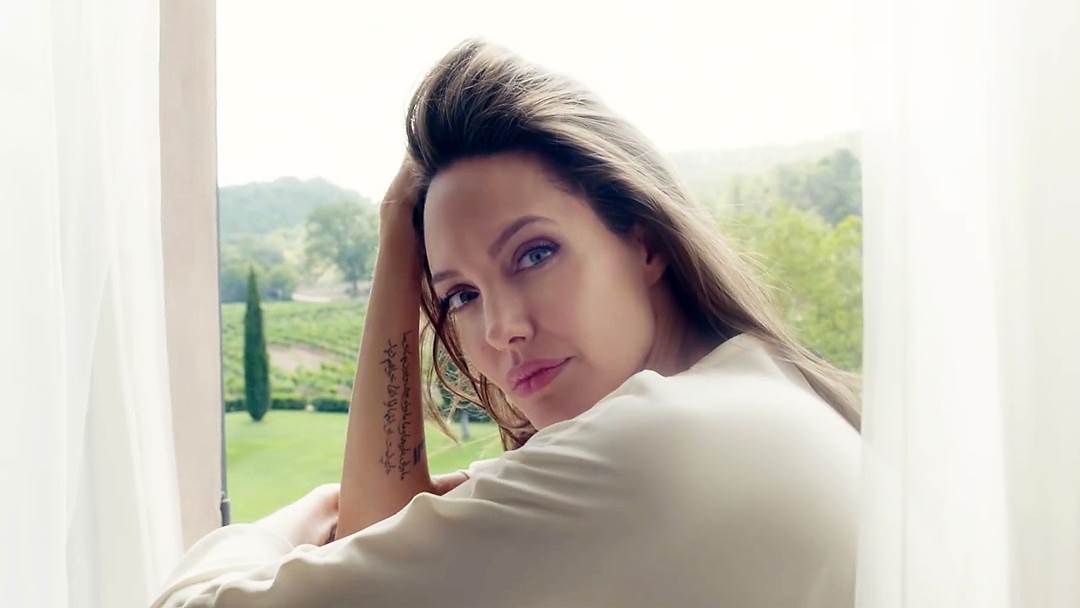 Angelina Jolie