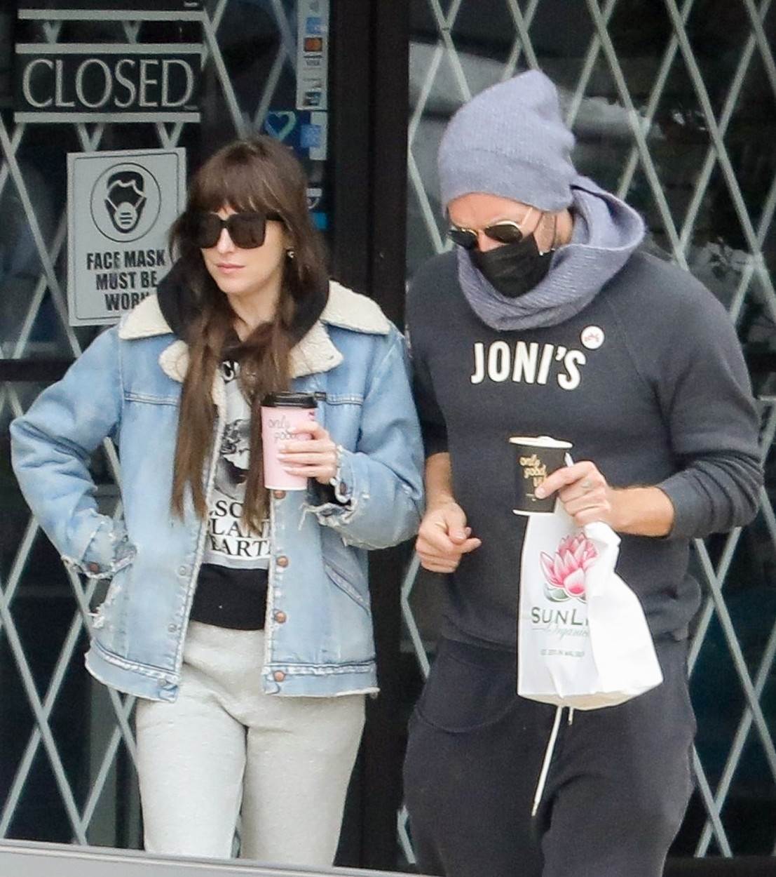 Dakota Johnson i Chris Martin