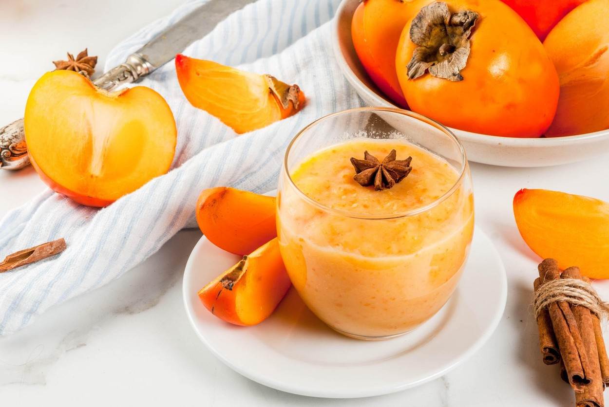 Kaki japanska jabuka smoothie