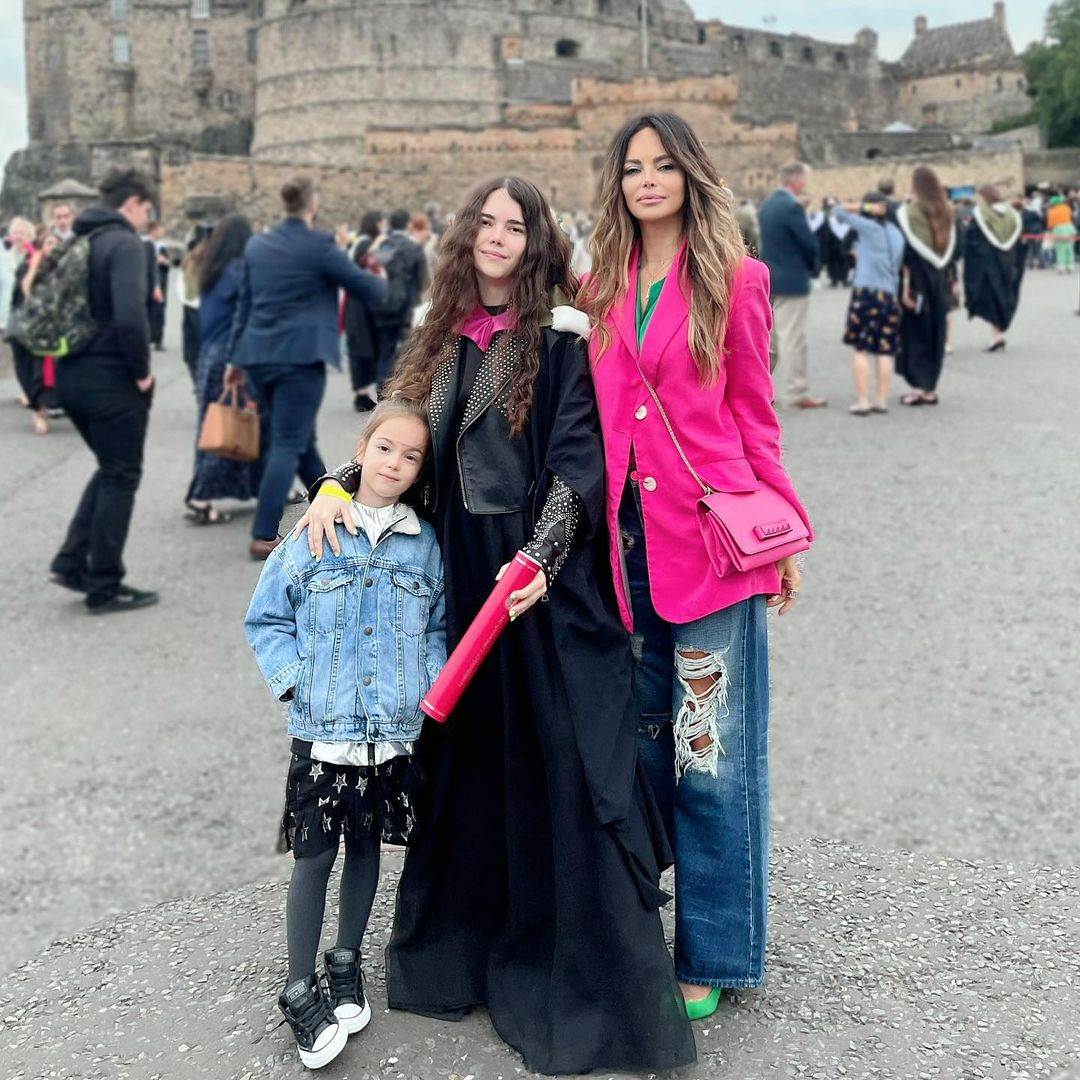 Nikolina Ristović, Hana Cigoj i Una Sofija Ristović u Velikoj Britaniji