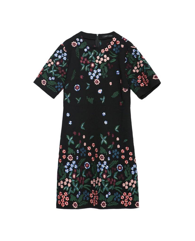 Iva Balaban zna kako pokazati modnu odvažnost u svečanom ruhu