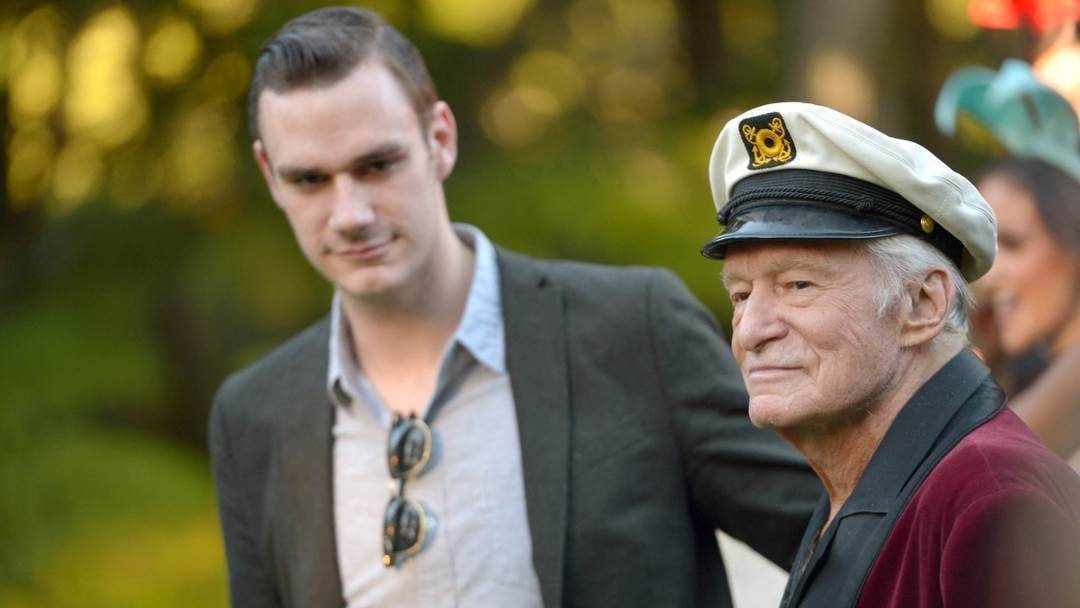 Cooper Hefner i Hugh Hefner