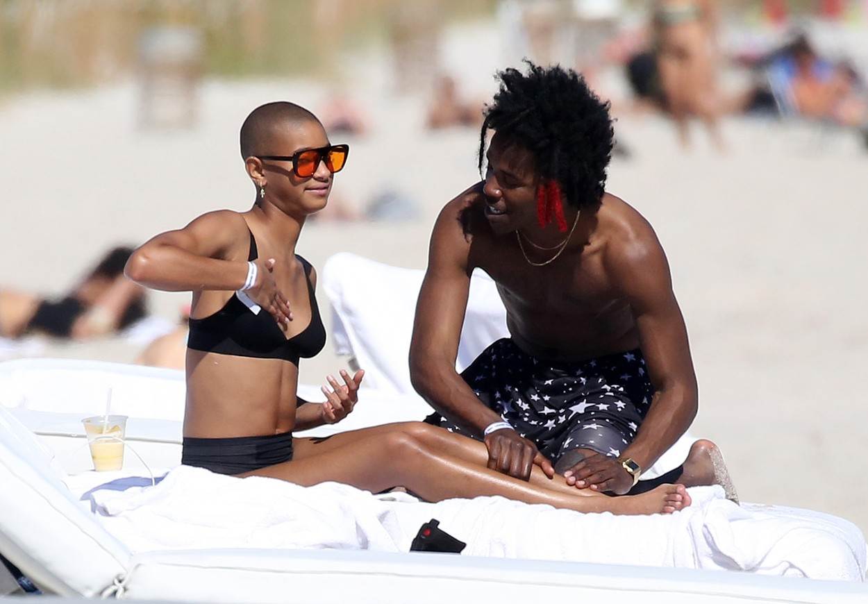 Willow Smith i De'Wayne