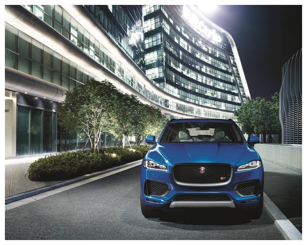 Jaguar F-Pace SVR