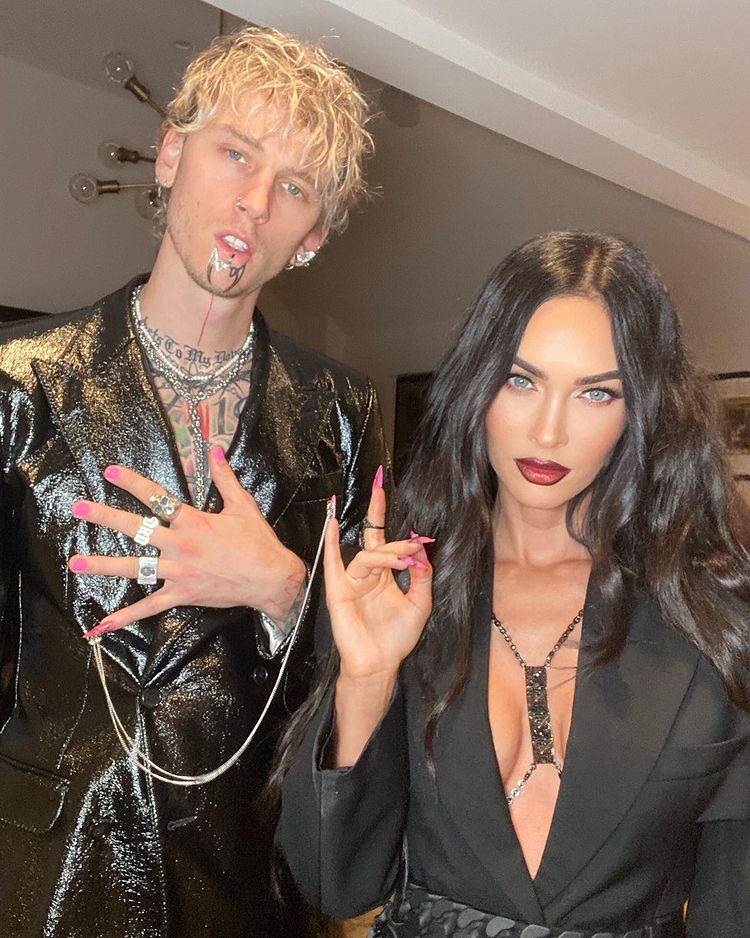 Megan Fox i Machine Gun Kelly šokiraju bizarnim ponašanjem