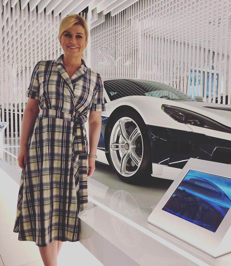 Kolinda Grabar-Kitarović u Dubaiju pozira s Neverom