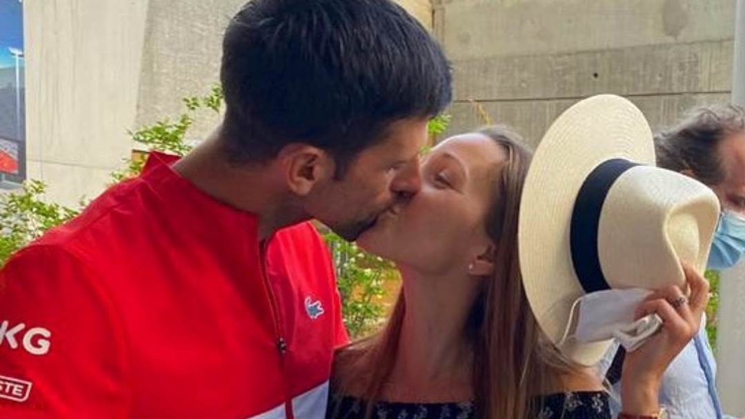 Novak i Jelena Đoković gledali košarkašku utakmicu Crvene zvezde