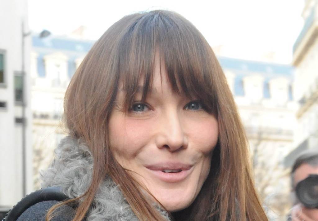 Carla Bruni jako se izmijenila estetskim zahvatima