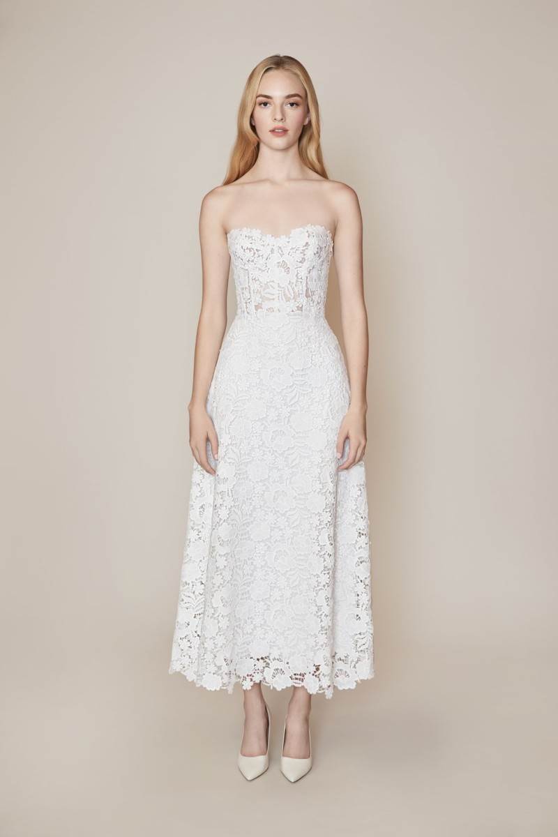 bridal-modni-trendovi-u-2021-nosit-ce-se-i-mini-i-midi