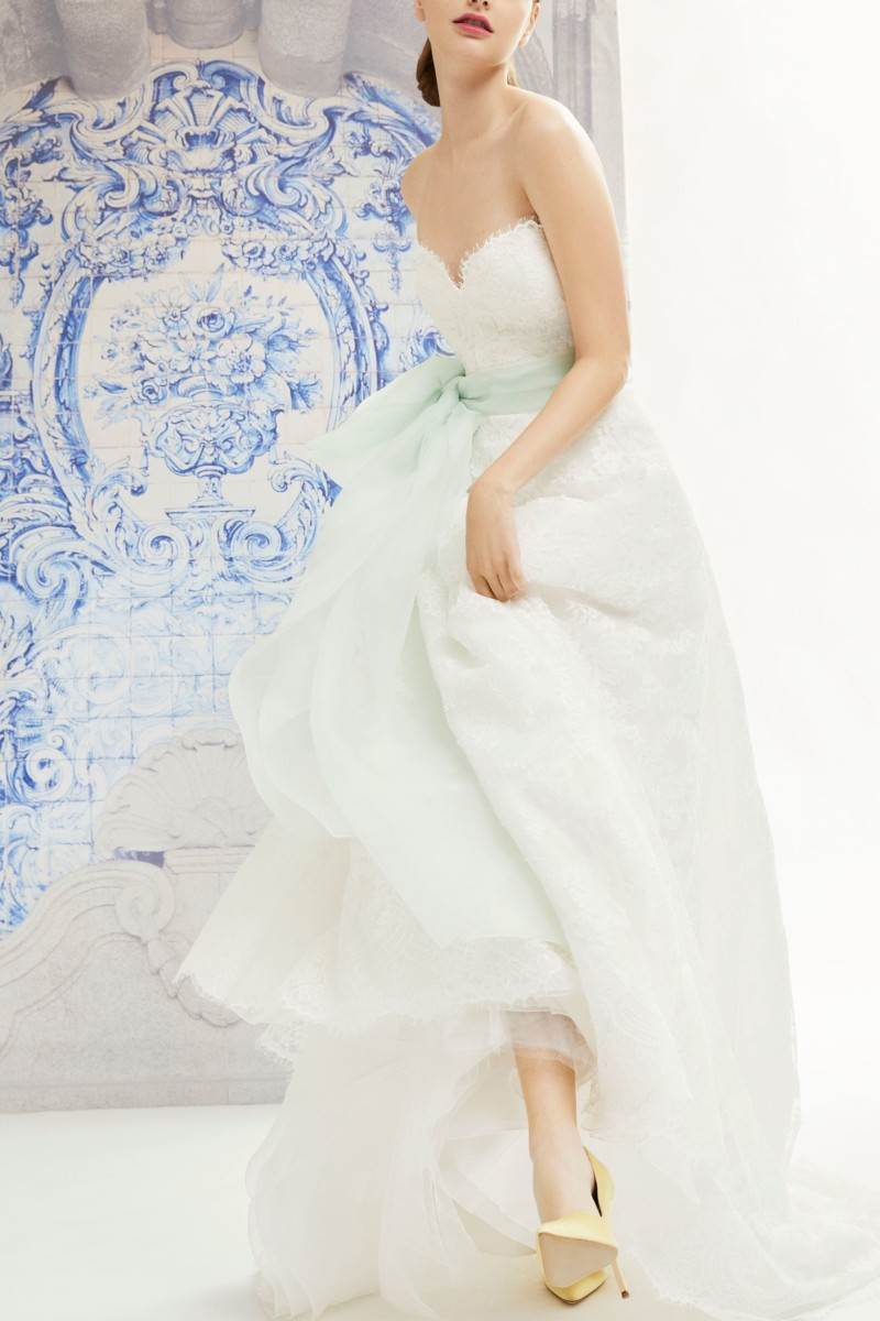 Životni put Caroline Herrare