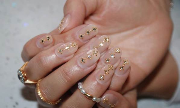 nail-trends-u-2021