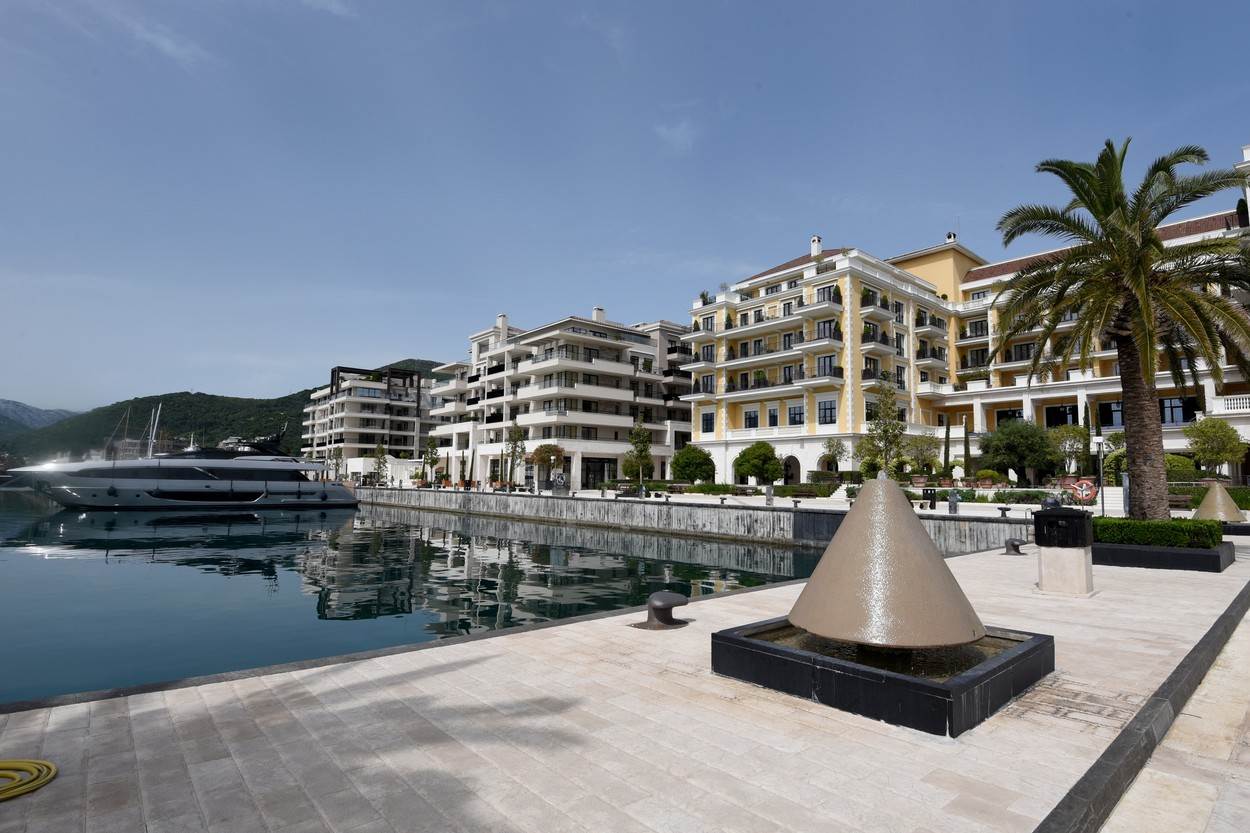 sunčani porto montenegro