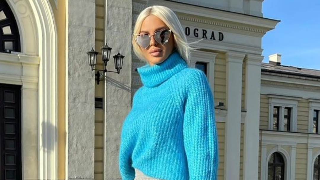 Jelena Karleuša u Zarinoj modnoj kombinaciji