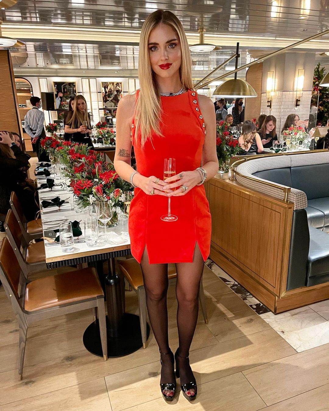 Influencerica i dizajnerica Chiara Ferragni često nosi mini haljine