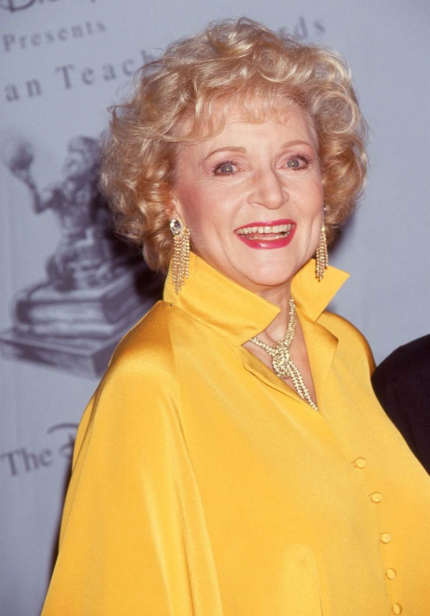 Betty White je tijekom svoje duge glumačke karijere osvojila niz nagrada.