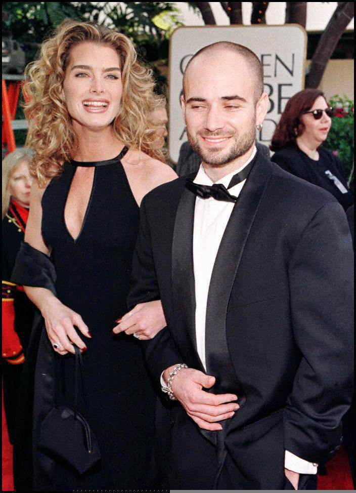 Brooke Shields i Andre Agassi razveli su se 1999. godine