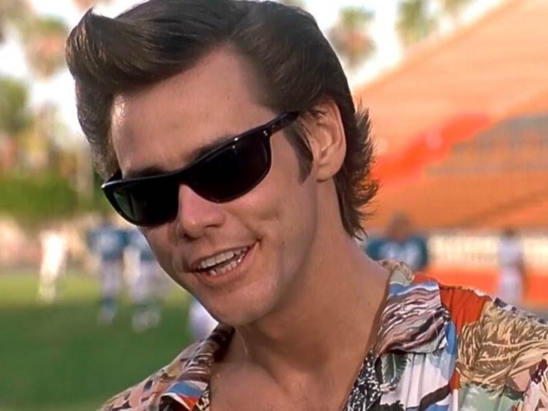 Jim Carrey u ulozi detektiva Ace Venture u istoimenom filmu.