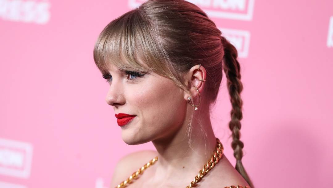 Taylor Swift obožava nositi crveni ruž